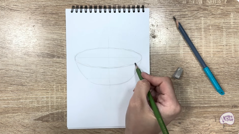 Рисуем Салатник