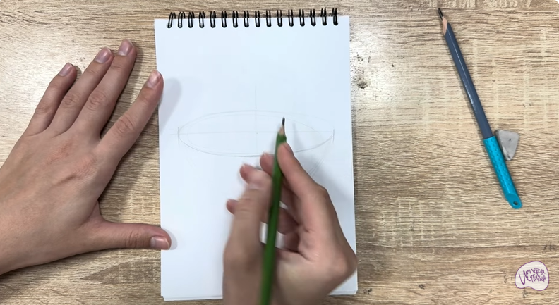 Рисуем Салатник