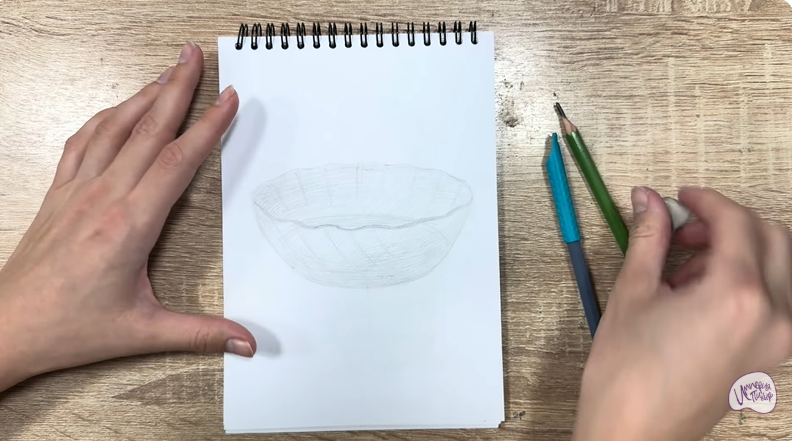 Рисуем Салатник