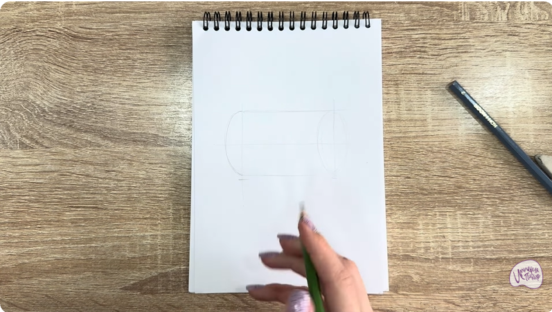 Рисуем Бигуди с липучкой