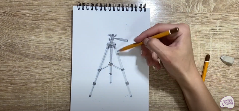 Рисуем Штатив