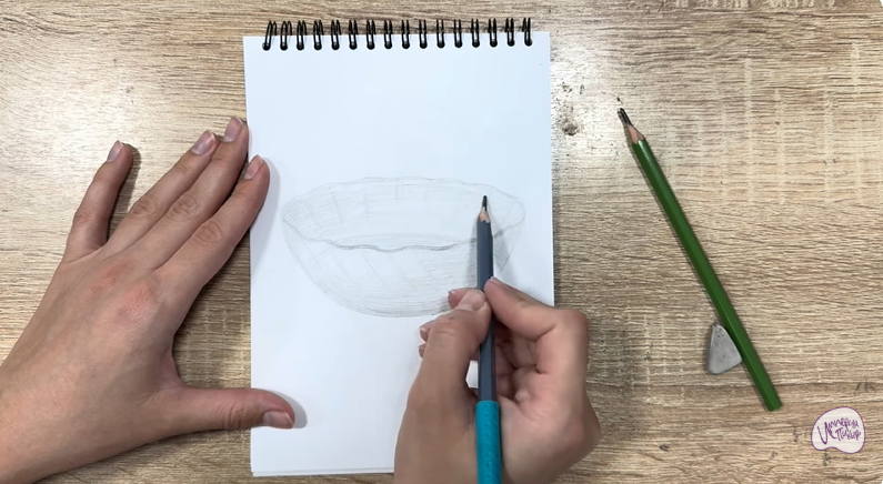 Рисуем Салатник