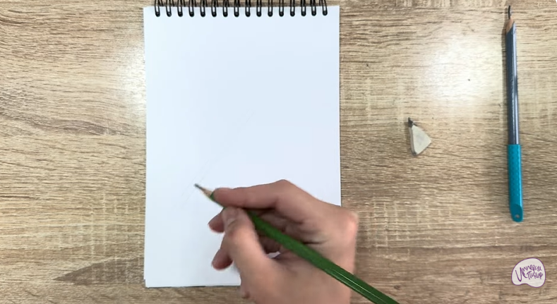 Рисуем Щеточка для бровей