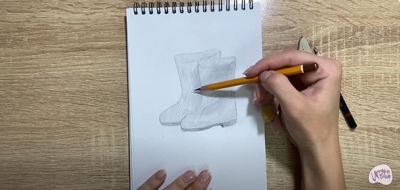 Рисуем Резиновые сапоги