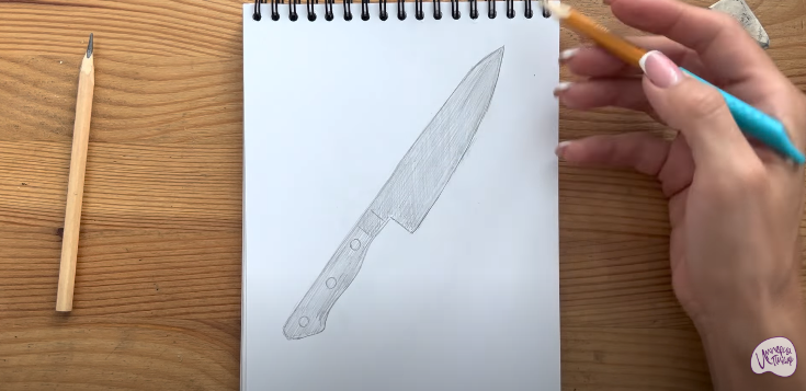 Рисуем Кухонный нож