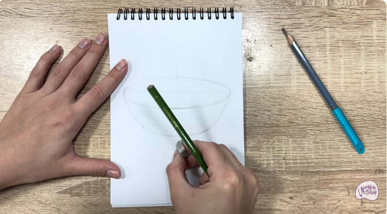 Рисуем Салатник