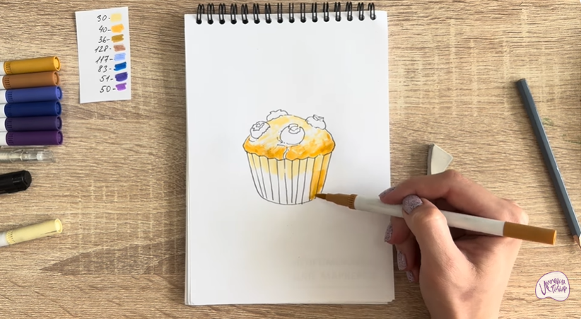 Рисуем Кекс с черникой