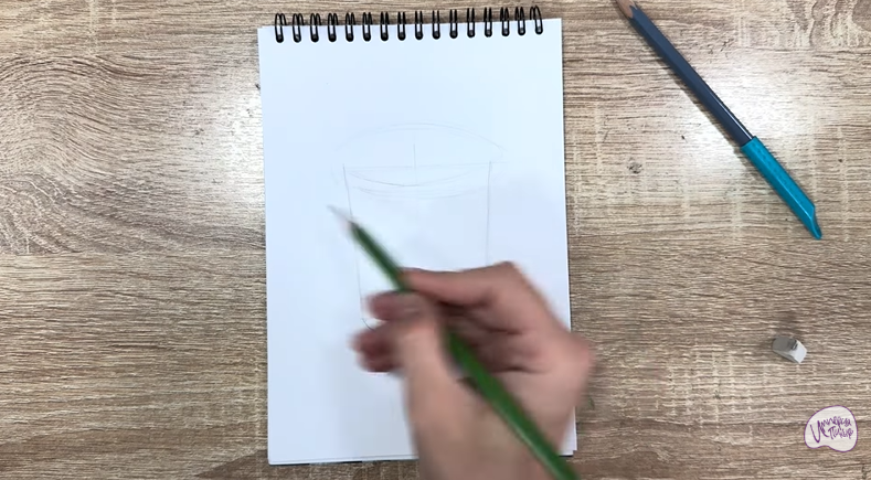 Рисуем Стакан-непроливайка