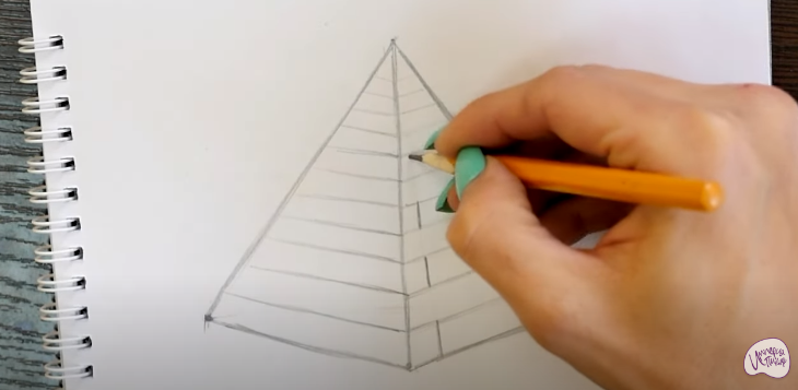 Рисуем Пирамида