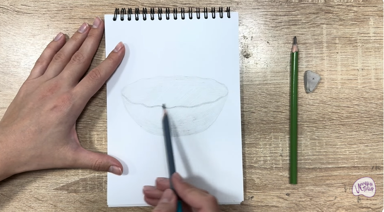 Рисуем Салатник