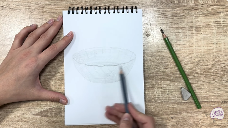 Рисуем Салатник