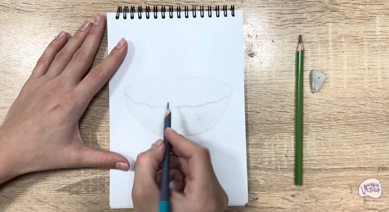 Рисуем Салатник