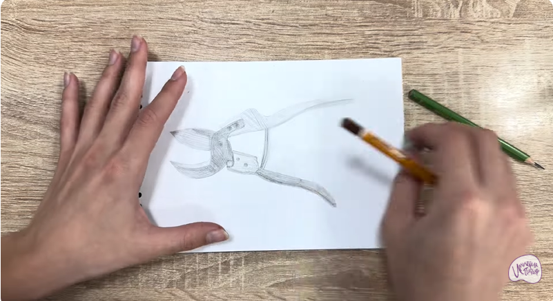 Рисуем Секатор