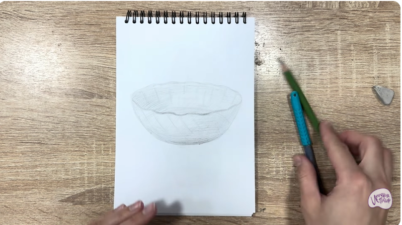 Рисуем Салатник