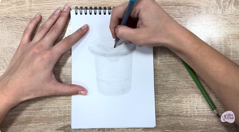Рисуем Стакан-непроливайка