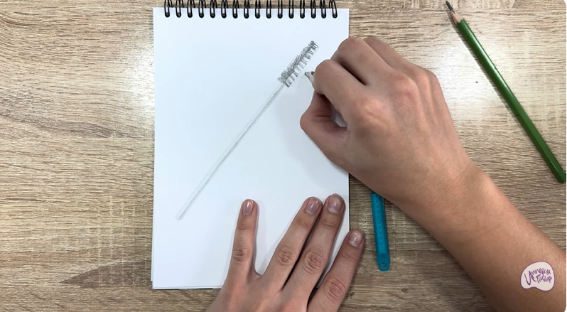 Рисуем Щеточка для бровей