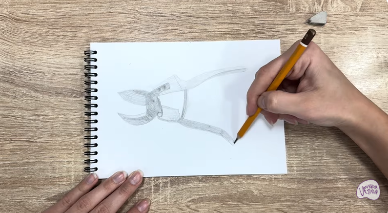 Рисуем Секатор