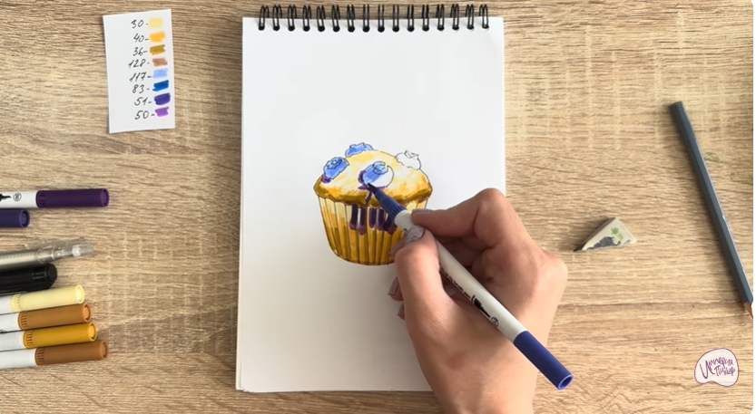 Рисуем Кекс с черникой