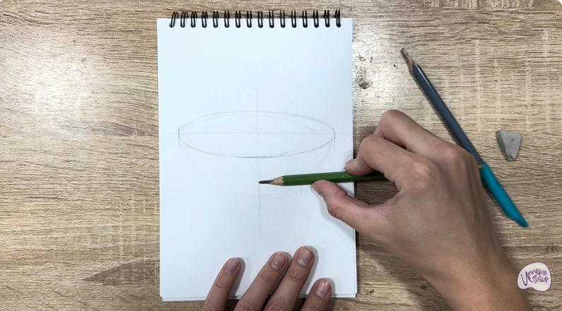 Рисуем Салатник