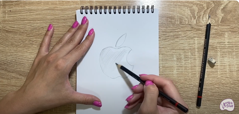 Рисуем Apple