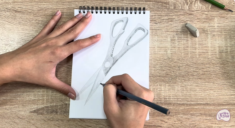 Рисуем Кухонные ножницы