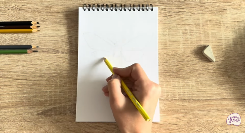 Рисуем Древесница въедливая