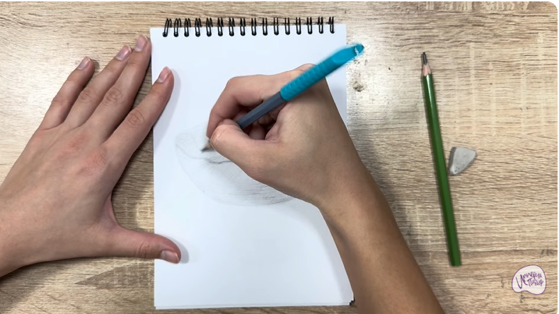 Рисуем Салатник