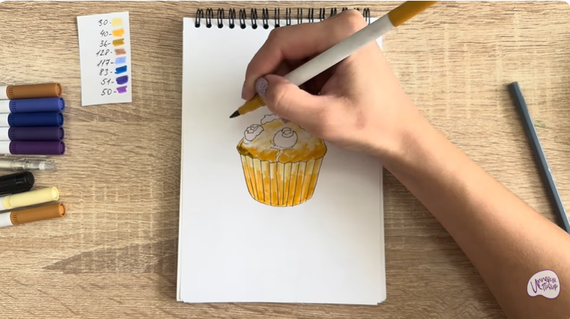 Рисуем Кекс с черникой