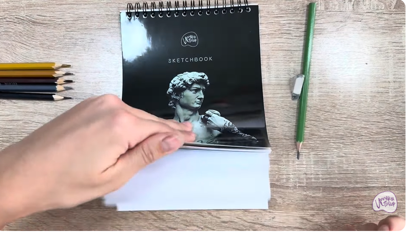 Рисуем Огнёвка зерновая