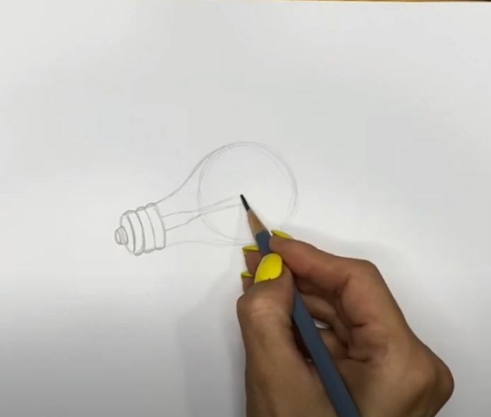 Рисуем Лампочка карандашом